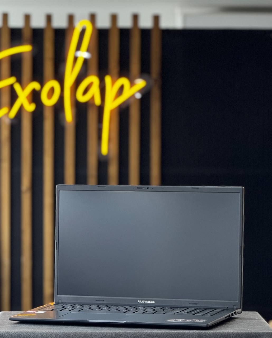 لپ تاپ 17.3 اینچی ایسوس مدل Vivobook X1704VAP-AU244-core 5 120U-24GB DDR4-512GB SSD