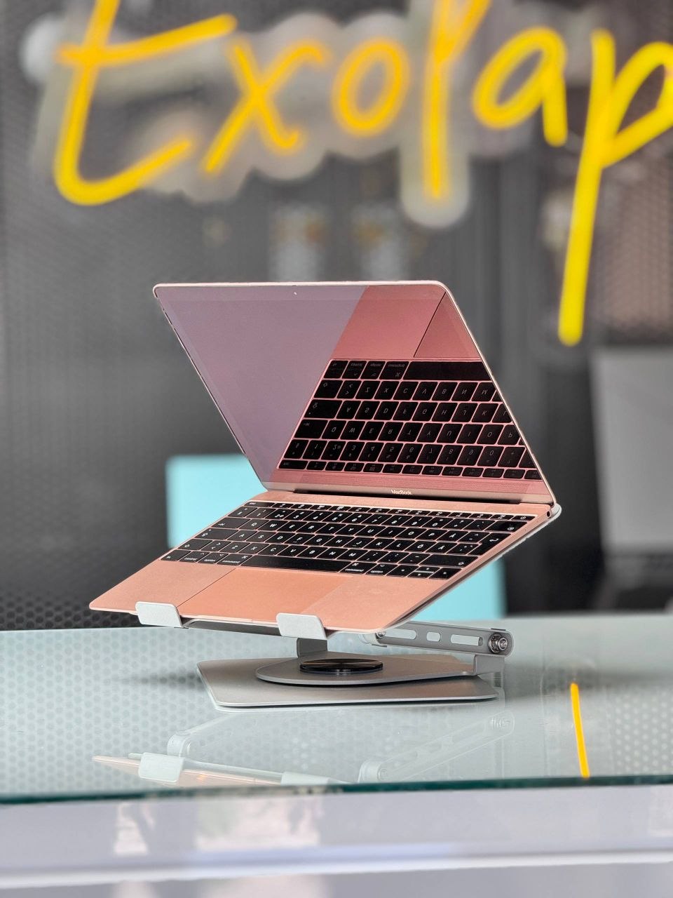 MacBook Air  2017 Core M3 | Intel HD Graphics | 8GB | 256GB SSD | 12inch 2k (Retina) | Battery Normal | Cycle 380 لپتاپ کارکرده