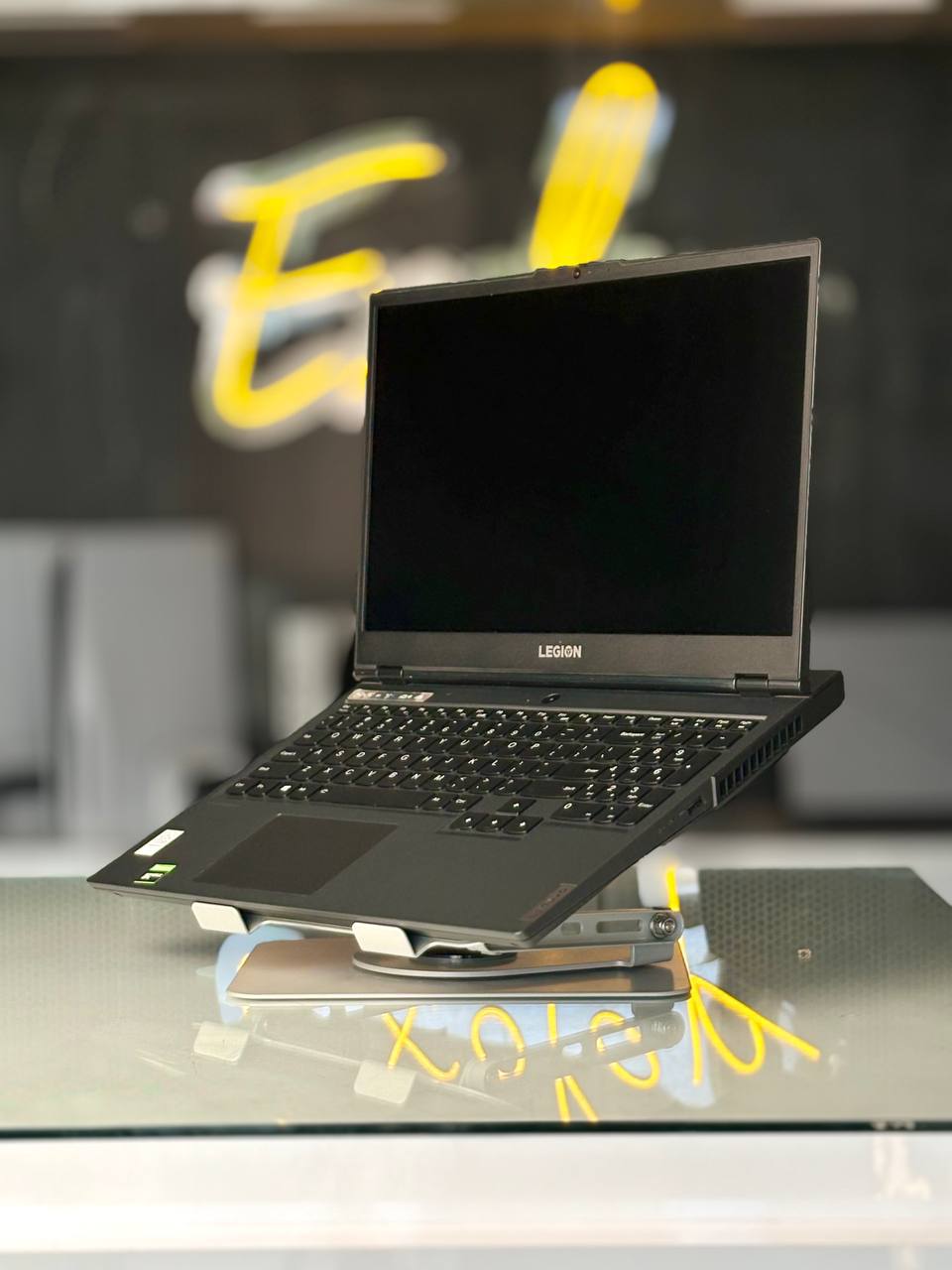 لپ تاپ کارکرده مشابه نو 15.6 اینچ لنوو مدل /Legion 5 -i7-10750H/16GB/ 512GB/1TB HDD/ GTX1660 TI  
